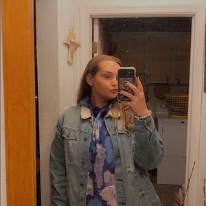 Meet your Posher, Jacqueline